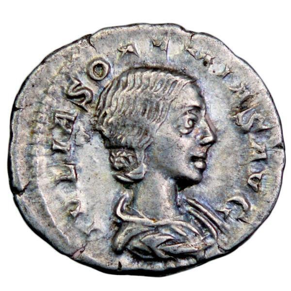 Julia Soemias denier
