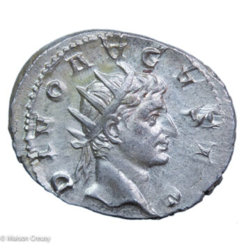 Ro-AugusteAntoninienRome250-1