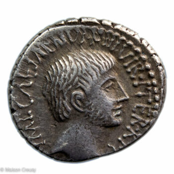 Denier d'Octave frappé en Italie en -36