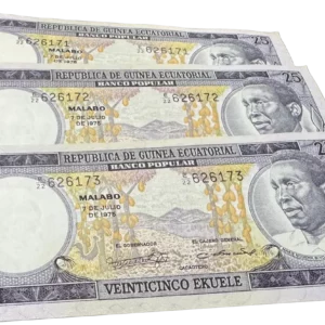 Liasse de 89 billets de 25 Ekuele Guinée Equatoriale 1975